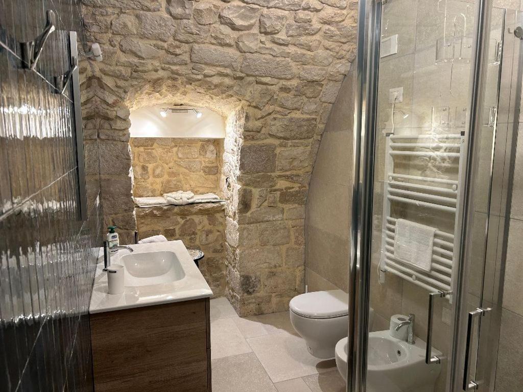 Suite Duomo Trani 6 Exterior foto