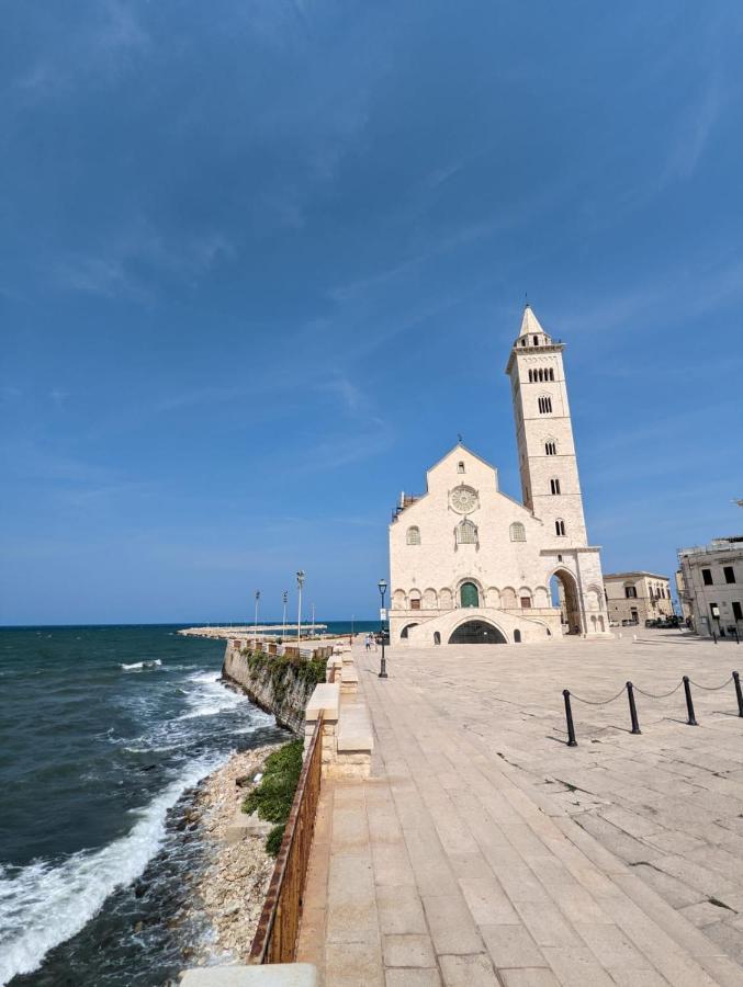 Suite Duomo Trani 6 Exterior foto